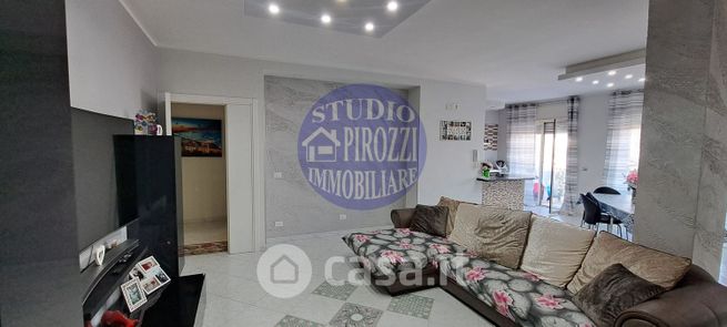 Appartamento in residenziale in Via signorelli