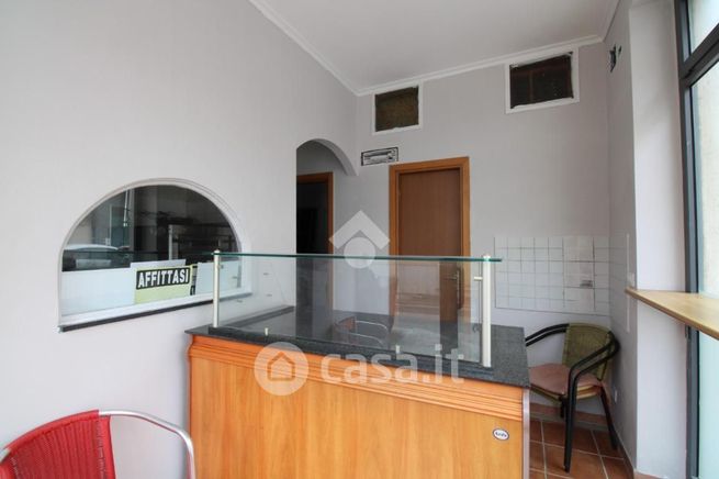 Box/posto auto in residenziale in Via XX Settembre 201
