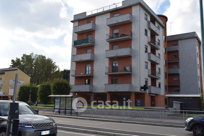 Garage/posto auto in residenziale in Via Giacomo Puccini