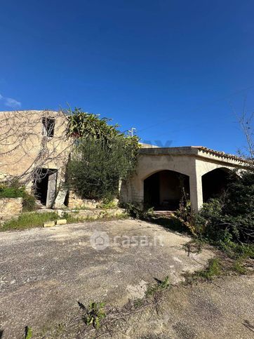 Rustico/casale in residenziale in Contrada San Lorenzo