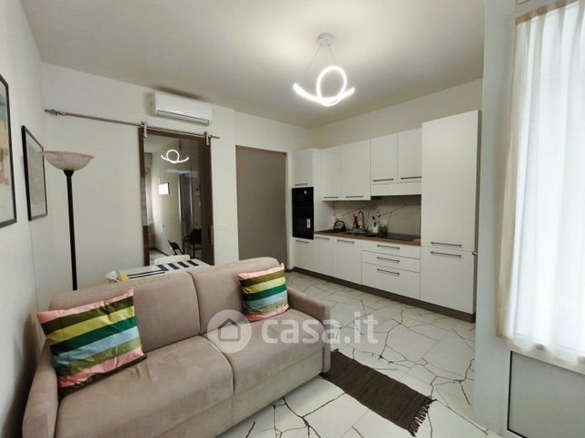 Appartamento in residenziale in Via Cesare Battisti 42