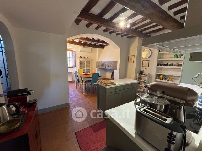 Casa indipendente in residenziale in Via Bagnolo