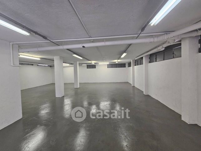 Capannone in commerciale in Via Ceresio