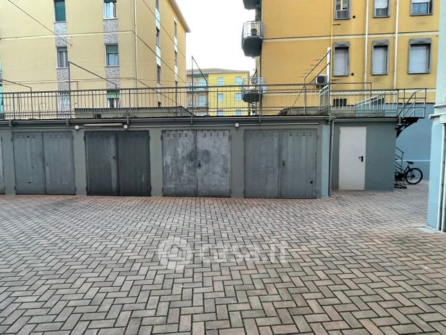 Box/posto auto in residenziale in Via Cristoforo Caselli 14