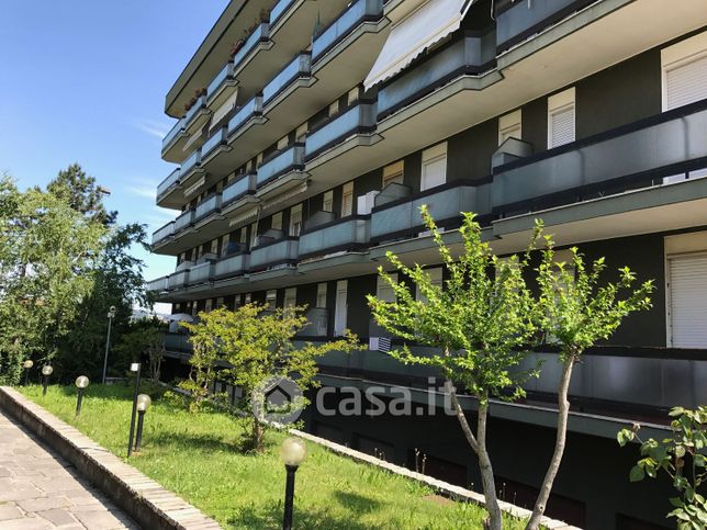 Appartamento in residenziale in Via Montelungo