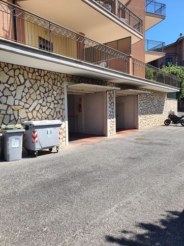 Box/posto auto in residenziale in Via Val D'Aosta 30