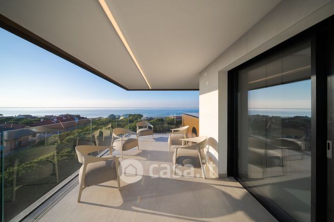 Appartamento in residenziale in Viale Verona 22