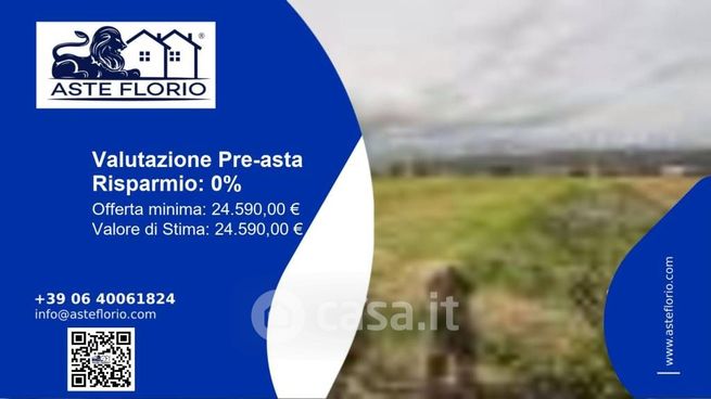 Terreno agricolo in commerciale in Strada 2