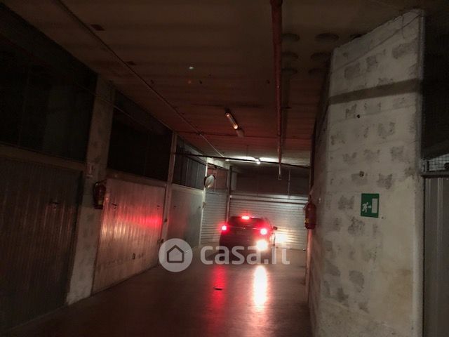 Garage/posto auto in residenziale in Viale Marco Polo 80