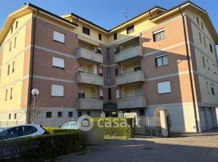 Appartamento in residenziale in Via Aldo Garzanti