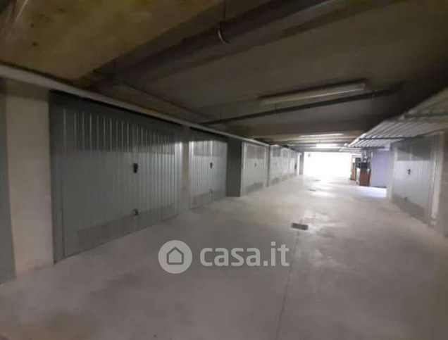 Box/posto auto in residenziale in Via San Carlo