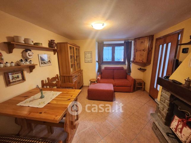 Appartamento in residenziale in Rue Des Salasses