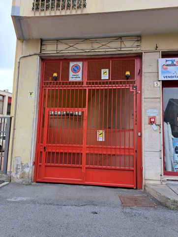 Box/posto auto in residenziale in Via dei Mulini 7