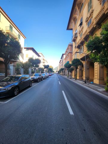Box/posto auto in residenziale in Corso Angelo Gianelli