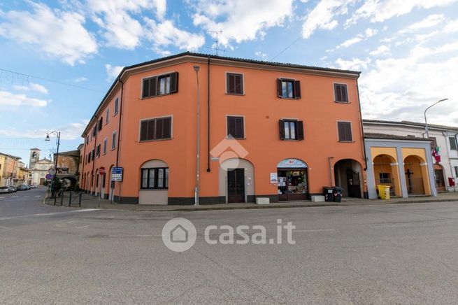 Appartamento in residenziale in Via P. Roncarolo 1