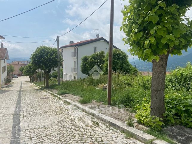 Terreno edificabile in residenziale in Via Sopra la Fontana 1