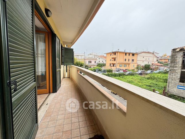 Appartamento in residenziale in Via Luigi Zippo 15