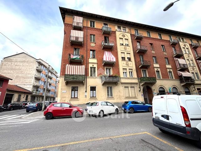 Ufficio in commerciale in Via Bernardino Luini 52