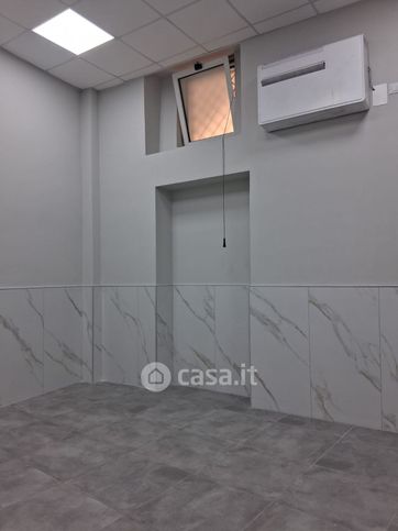 Ufficio in commerciale in Via del Plebiscito