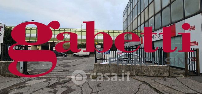 Box/posto auto in residenziale in Via C. Romani 1