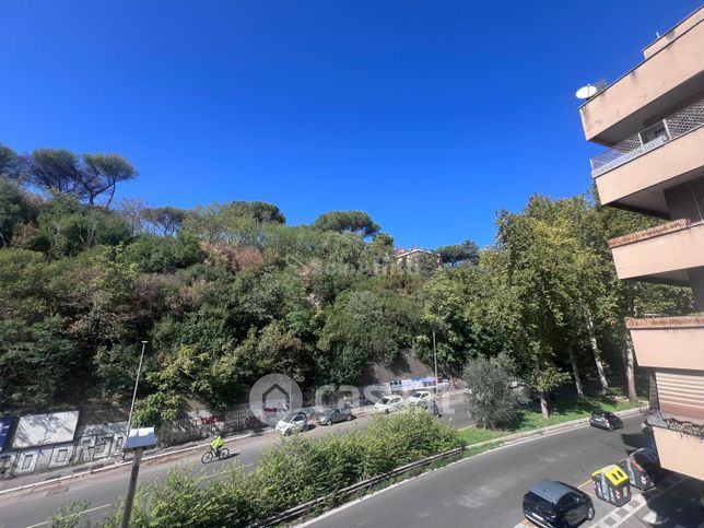 Appartamento in residenziale in Via dei Prati Fiscali