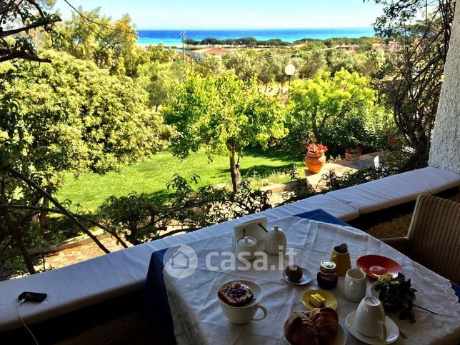 Casa indipendente in residenziale in 