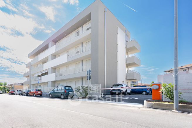 Appartamento in residenziale in Viale Venezia 9