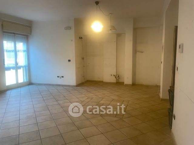 Appartamento in residenziale in Via Monte Santo 25