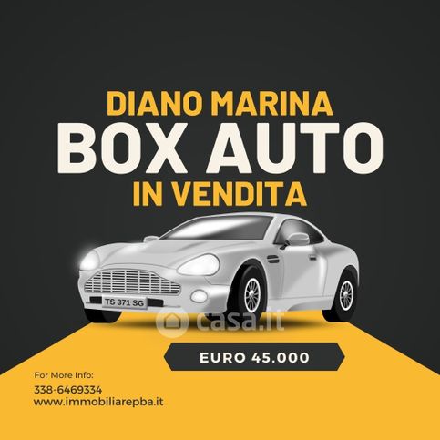 Box/posto auto in residenziale in Via Diano Castello 29
