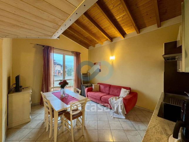 Appartamento in residenziale in Via dei Colli 102