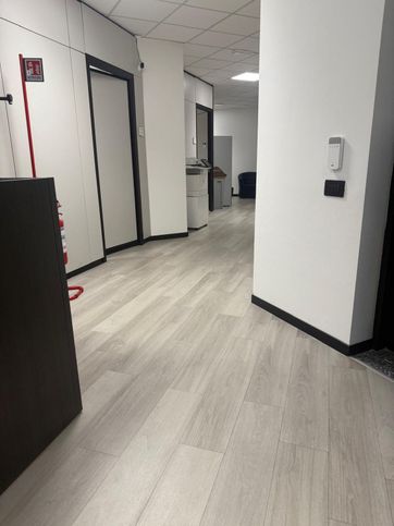 Ufficio in commerciale in Vicolo Valtellina