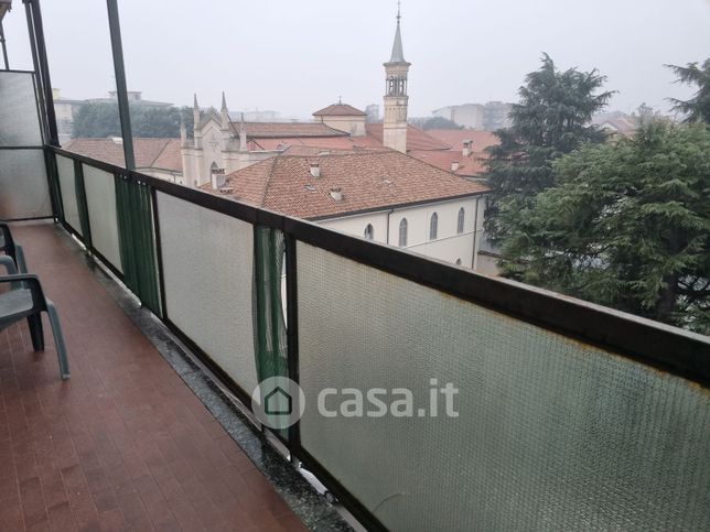 Appartamento in residenziale in Via Trento 8