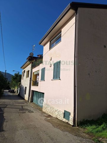 Appartamento in residenziale in Via Sala 9