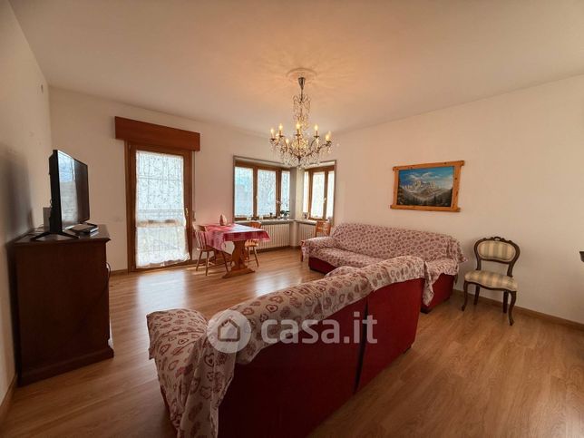 Appartamento in residenziale in Via Giampiccoli 99