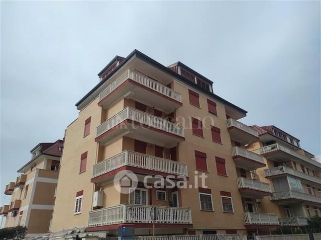 Appartamento in residenziale in Via Umberto Grosso