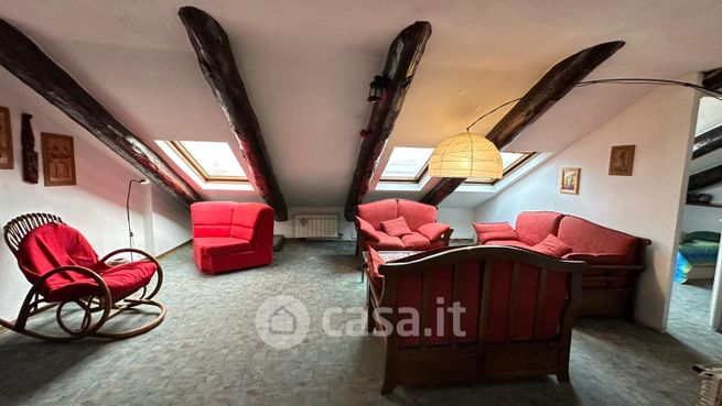 Attico/mansarda in residenziale in Via Raffaello Morghen 28