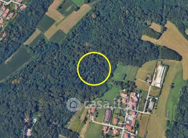 Terreno agricolo in commerciale in 