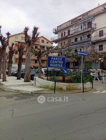 Appartamento in residenziale in Via Lauro 159
