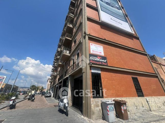 Ufficio in commerciale in Via Reggia di Portici 69