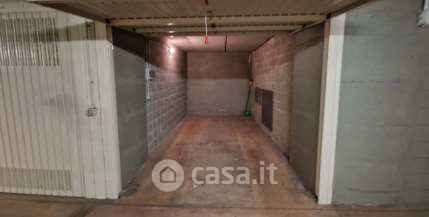 Box/posto auto in residenziale in Piazza Adriano