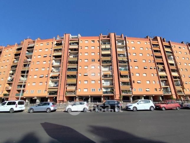 Box/posto auto in residenziale in Via Francesco Zanardi