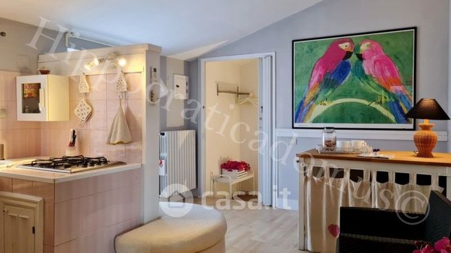 Appartamento in residenziale in Via Francesco De Sanctis