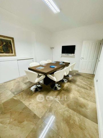 Ufficio in commerciale in Via Martiri di Cefalonia