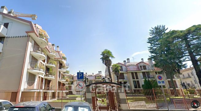 Appartamento in residenziale in Via Angelo Curioni 6