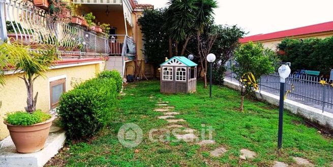 Appartamento in residenziale in Via Laos