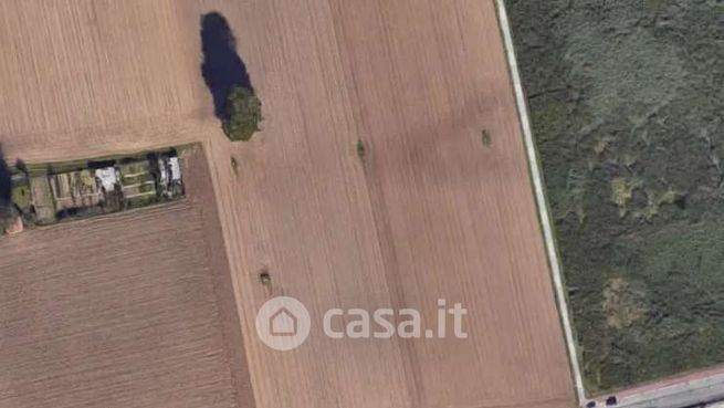 Terreno agricolo in commerciale in Via Parma