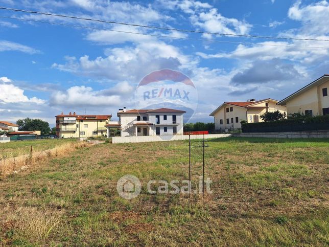 Terreno edificabile in residenziale in Via Provinciale della Rocca 16