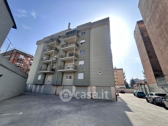 Appartamento in residenziale in Via Virgilio 29
