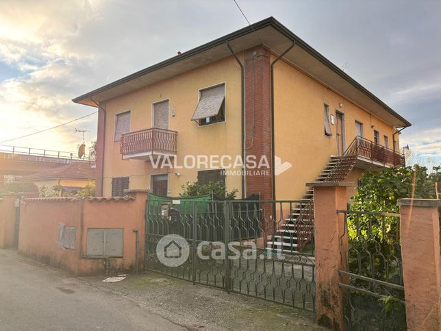 Appartamento in residenziale in Via della Bassa