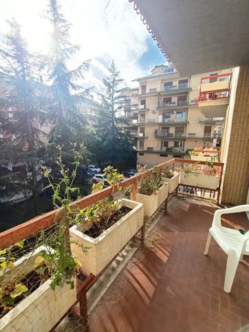 Appartamento in residenziale in Via Ugo Foscolo 14